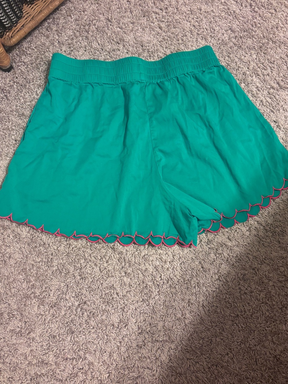 Alden Adair Scalloped Hem Shorts